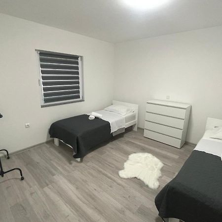 Apartmani Franciska Яйце Екстер'єр фото