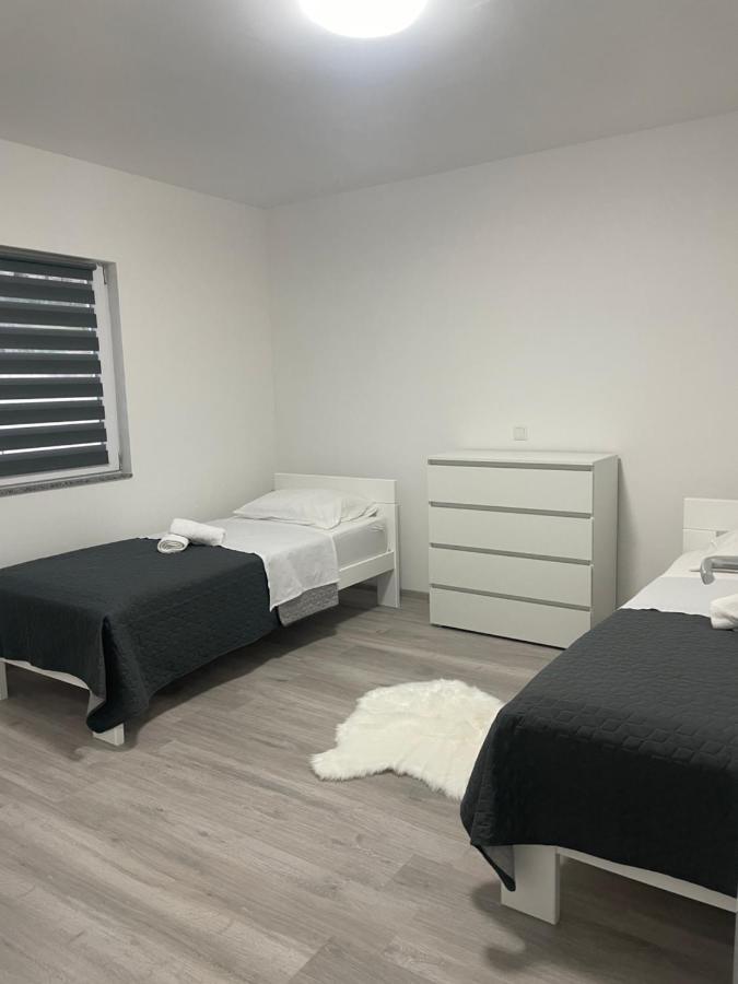 Apartmani Franciska Яйце Екстер'єр фото