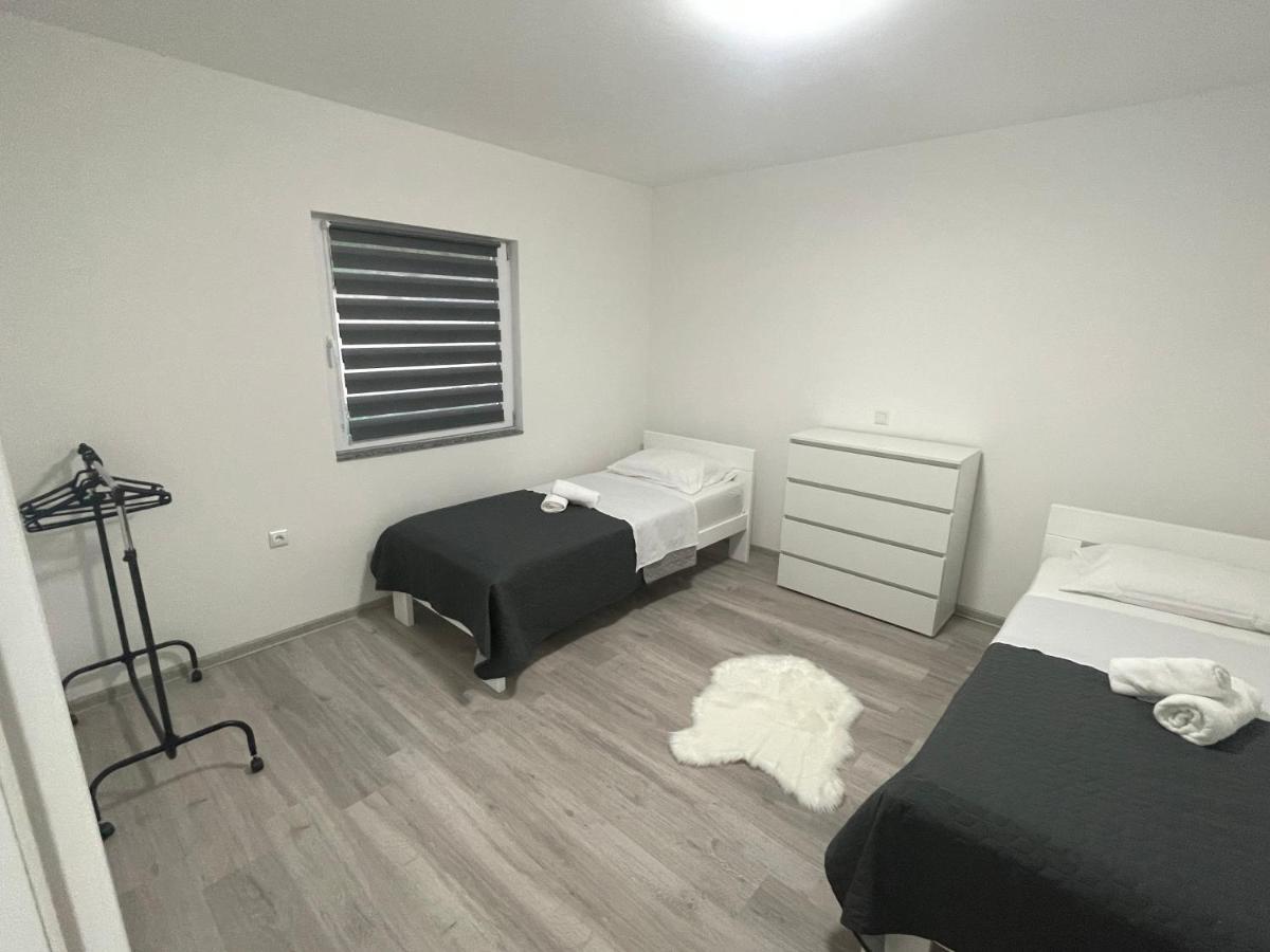 Apartmani Franciska Яйце Екстер'єр фото