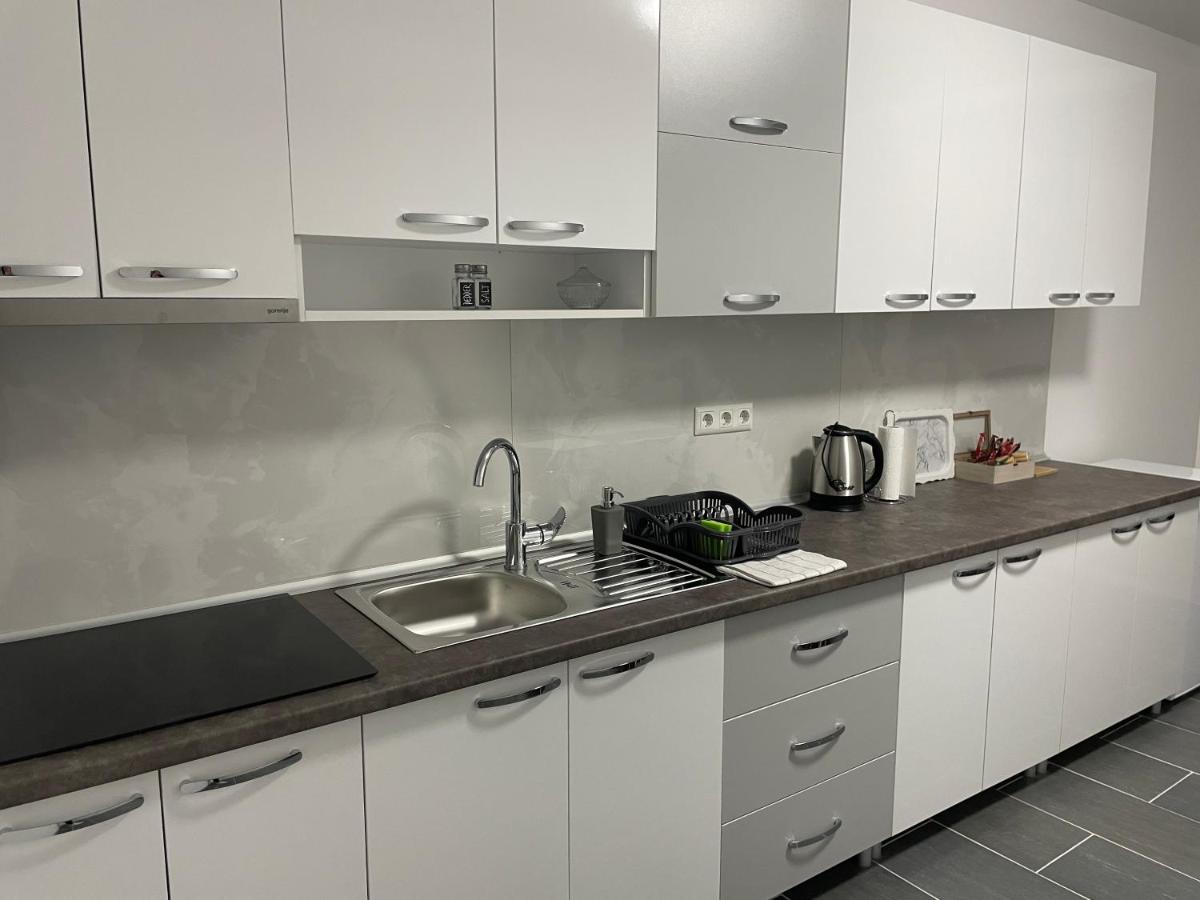 Apartmani Franciska Яйце Екстер'єр фото