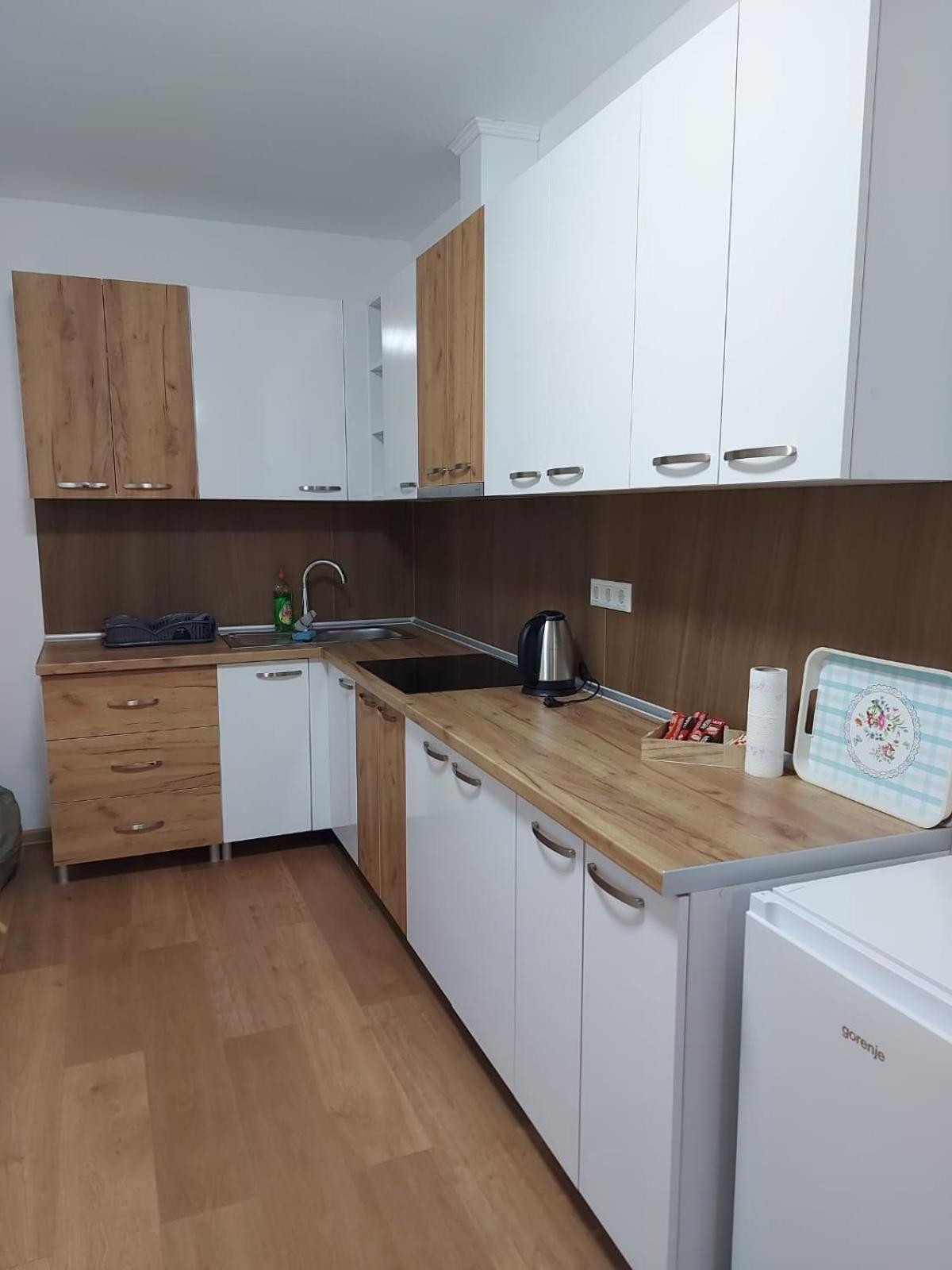 Apartmani Franciska Яйце Екстер'єр фото